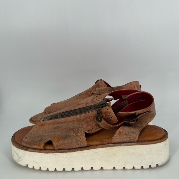 Bed Stu Clancy Leather Cut Out Grommet Buckle Front Zip Sandals In Tan Rustic - Picture 3 of 9